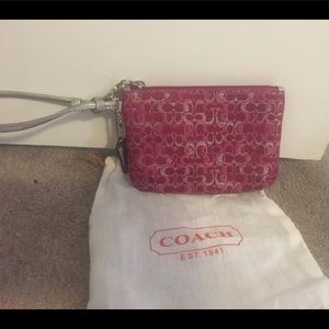 Small Coach wristlet